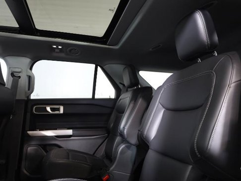 Certified 2023 Ford Explorer XLT w/ Equipment Group 202A image 13