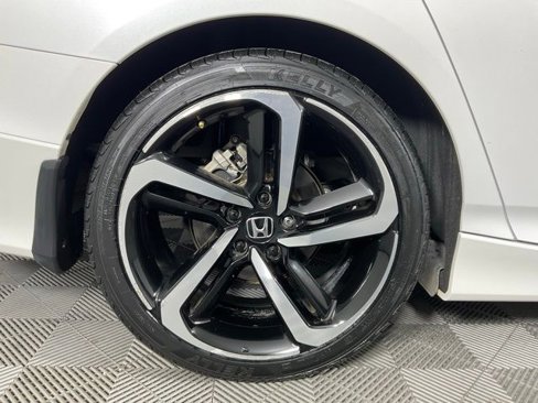 Used 2022 Honda Accord Sport image 10
