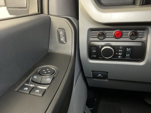 Certified 2024 Ford F350 XL 4X4 REG CAB***GOLD CERTIFIE image 18