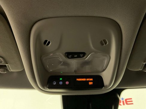 Used 2023 Chevrolet TrailBlazer LT w/ Convenience Package FWD image 19