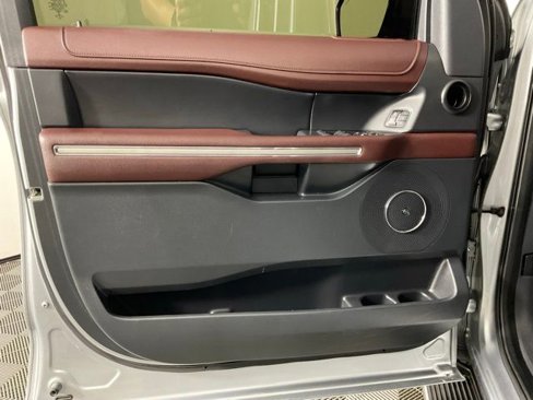 Certified 2022 Ford Expedition Max Limited image 12