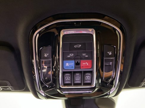 Used 2023 Jeep Grand Cherokee Summit AWD/4WD image 20