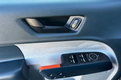 Certified 2022 Ford Maverick 2WD SuperCrew image 13