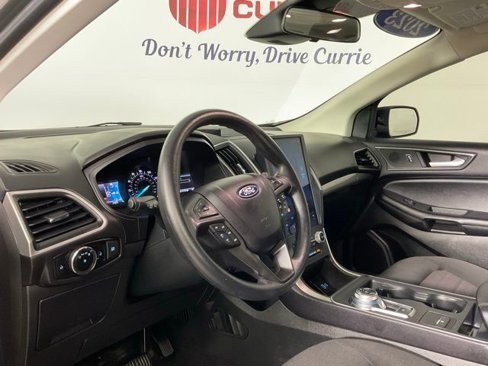 Certified 2023 Ford Edge SE w/ Black Appearance Package image 12