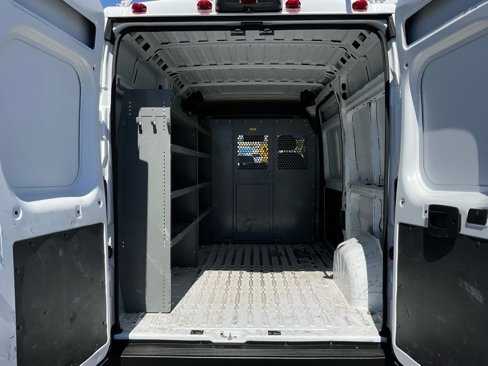 Used 2023 RAM ProMaster 2500 FWD image 11