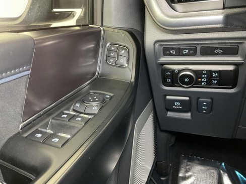 Certified 2024 Ford F150 Platinum image 18