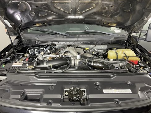 Certified 2020 Ford F350 Lariat ***BLUE CERTIFIED*** image 9