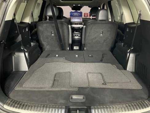 Used 2020 Kia Telluride SX w/ Towing Package image 11