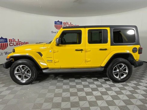 Used 2019 Jeep Wrangler Unlimited Sahara w/ Safety Group image 6