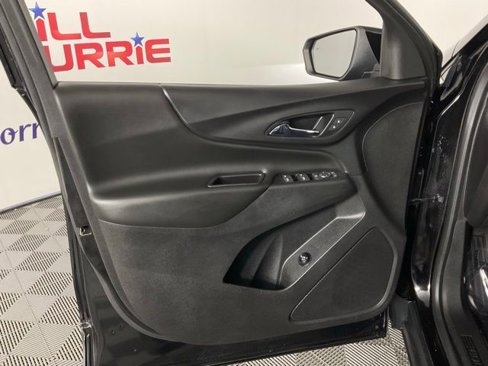 Used 2019 Chevrolet Equinox LT image 12