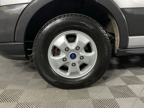 Certified 2017 Ford Transit 350 148 Low Roof Wagon image 10