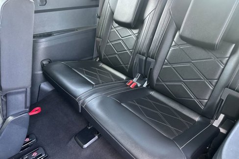 Used 2024 Volkswagen Atlas SE FWD image 17