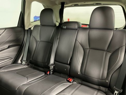 Used 2024 Subaru Forester Touring image 15