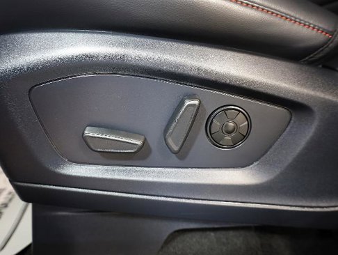 Certified 2025 Ford Explorer ST-Line w/ Premium Package image 21