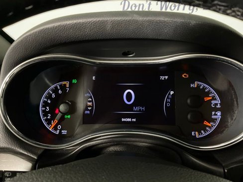 Used 2018 Jeep Grand Cherokee Limited w/ Luxury Group II image 25