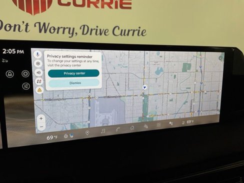 Used 2025 Nissan Armada PRO-4X image 23