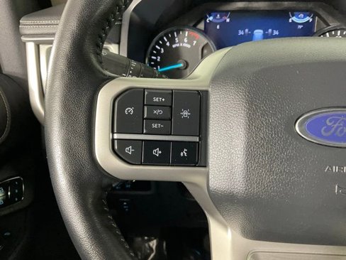 Certified 2024 Ford Expedition XLT image 24