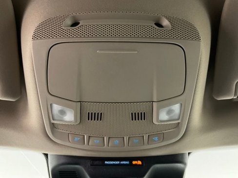 Certified 2024 Ford Expedition XLT image 22