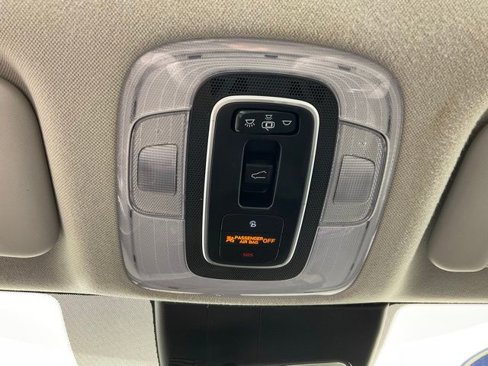 Used 2021 Hyundai Elantra Limited w/ Cargo Package image 19