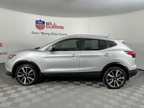 Used 2019 Nissan Rogue Sport FWD w/ Premium Package image 6