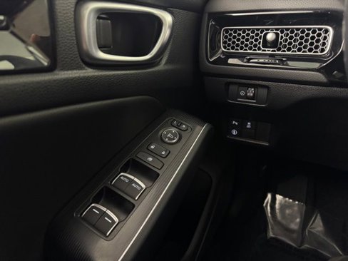 Used 2024 Honda Civic Touring image 18