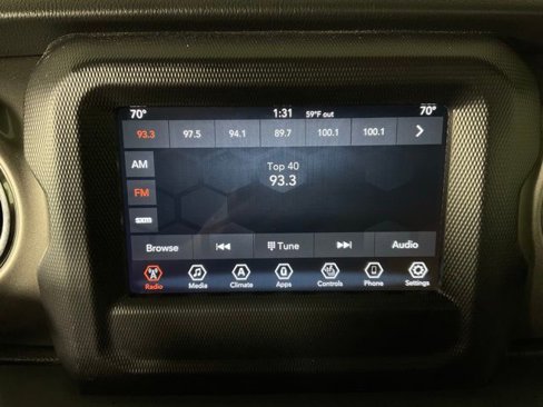 Used 2019 Jeep Wrangler Unlimited Sahara w/ Safety Group image 20