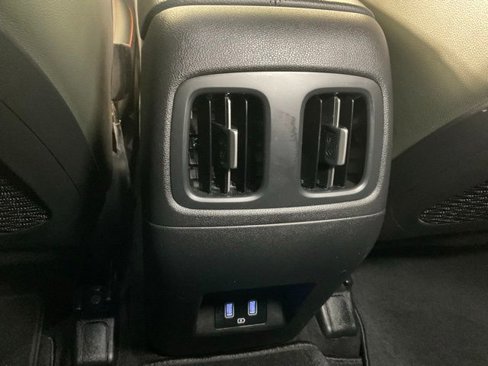 Used 2022 Hyundai Santa Cruz Limited image 16