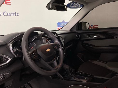 Used 2023 Chevrolet TrailBlazer LT w/ Convenience Package FWD image 15