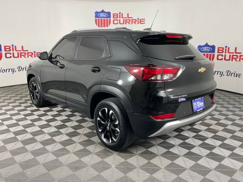 Used 2023 Chevrolet TrailBlazer LT w/ Convenience Package FWD image 5