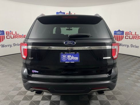 Certified 2019 Ford Explorer XLT image 4