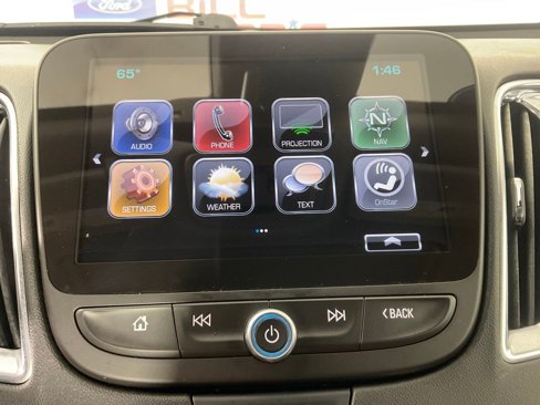 Used 2018 Chevrolet Malibu Premier w/ Premier Sun and Wheel Package FWD image 23