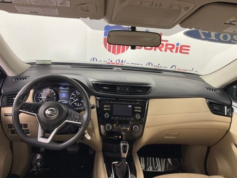 Used 2017 Nissan Rogue FWD w/ Appearance Package image 17