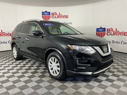 Used 2017 Nissan Rogue FWD w/ Appearance Package image 1