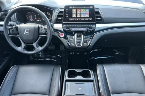 Used 2025 Honda Odyssey Touring image 15