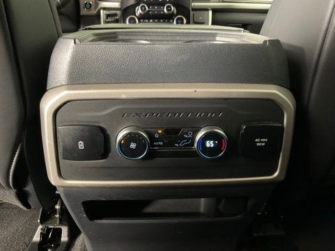 Certified 2024 Ford Expedition XLT image 21