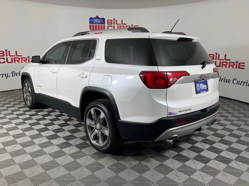 Used 2017 GMC Acadia SLT w/ LPO, Cargo Package FWD image 5