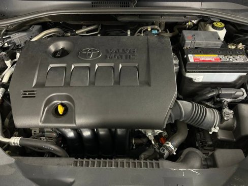 Used 2019 Toyota C-HR XLE ***BLUE CERTIFIED*** image 9