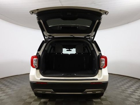 Certified 2023 Ford Explorer XLT w/ Equipment Group 202A image 24