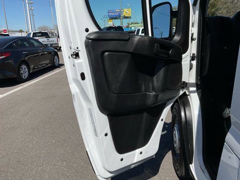 Used 2023 RAM ProMaster 2500 FWD image 12