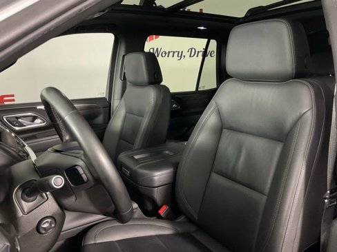 Used 2024 Chevrolet Tahoe Z71 w/ Luxury Package image 14