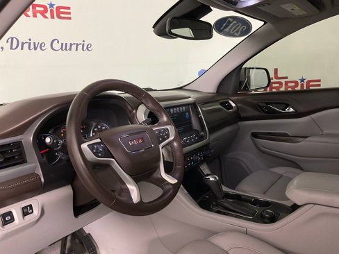 Used 2017 GMC Acadia SLT w/ LPO, Cargo Package FWD image 13