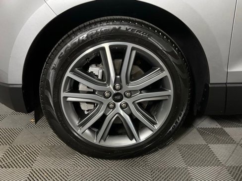 Certified 2024 Ford Edge Titanium w/ Equipment Group 301A image 10