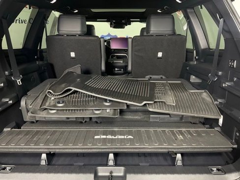 Used 2025 Toyota Sequoia Platinum ***BLUE CERTIFIED*** image 11