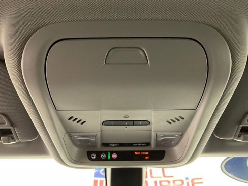 Used 2019 Chevrolet Equinox LT image 20