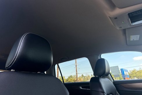 Used 2024 Volkswagen Atlas SE FWD image 20