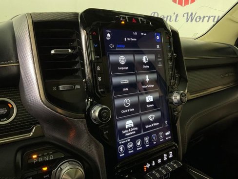 Used 2020 RAM 1500 Limited image 23