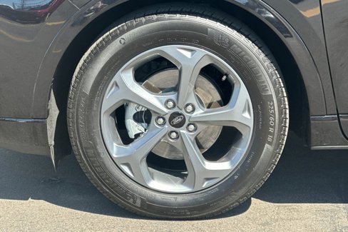 Certified 2024 Ford Escape ST-Line w/ Equipment Group 301A FWD image 29