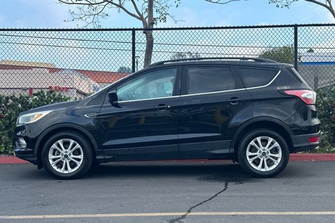 Certified 2018 Ford Escape SE image 9