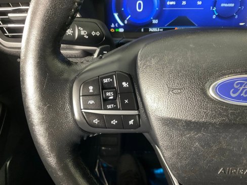 Certified 2020 Ford Escape Titanium AWD/4WD image 23