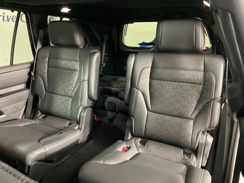 Used 2025 Toyota Sequoia Platinum ***BLUE CERTIFIED*** image 16